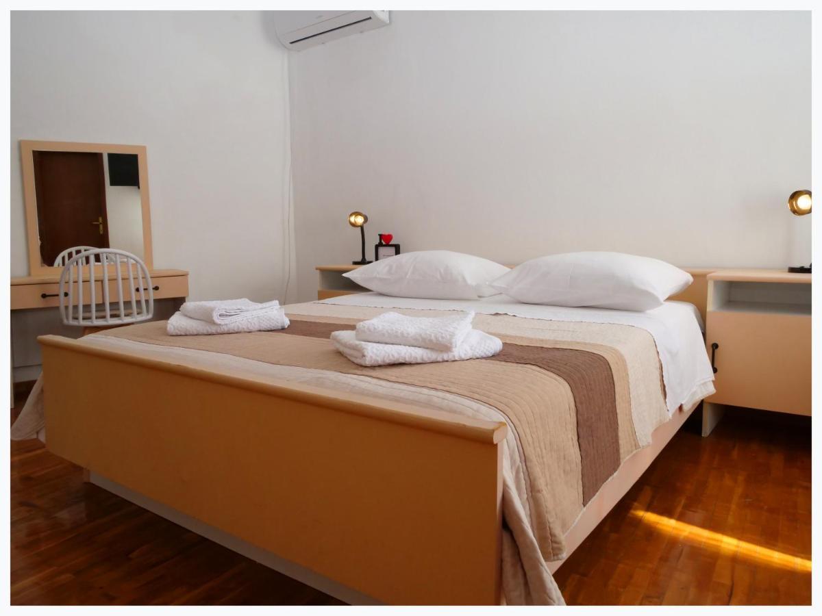 Appartamento The Peninsula Primošten Esterno foto