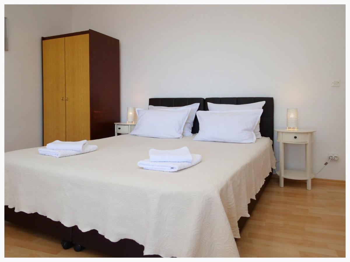 Appartamento The Peninsula Primošten Esterno foto